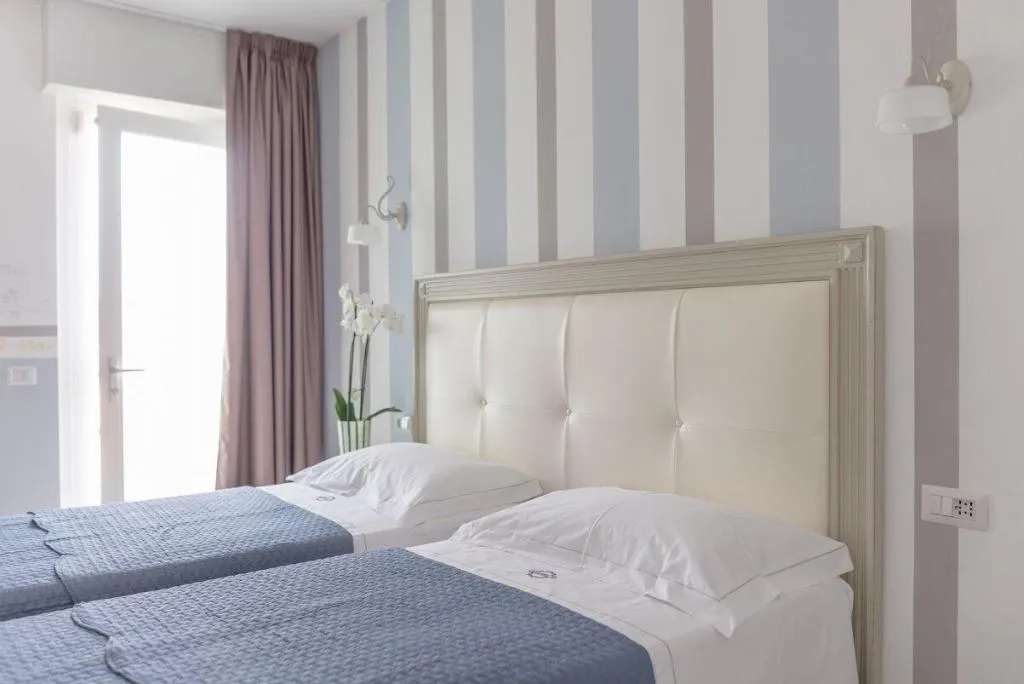 Room, Maison 39, Milan