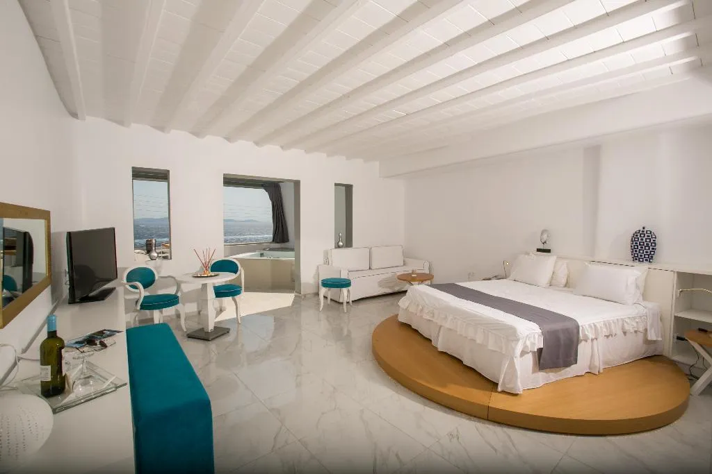 SUITE WITH PRIVATE POOL Room, Suntouch Suites ‘’By Checkin’’ Adults Only, Mykonos