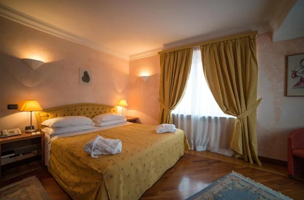JUNIOR SUITE SEA VIEW WITH TERRACE Room, Hotel Nettuno, Catania, Catania