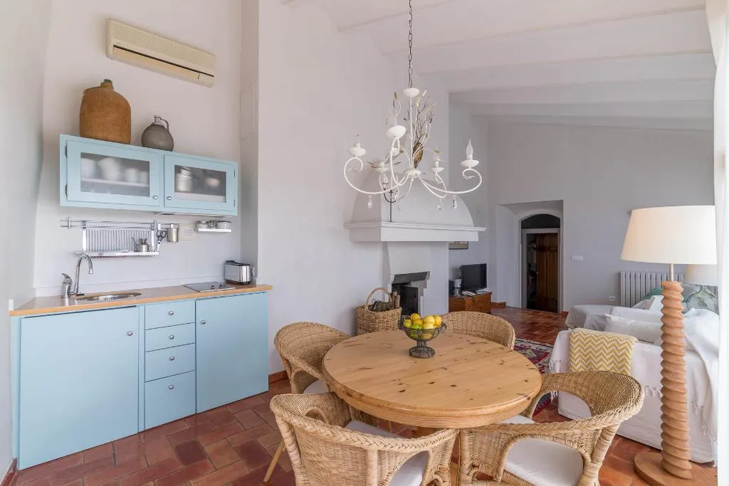 APARTMENT CAPACITY 3 Room, La Plaça Madremanya, Costa Brava
