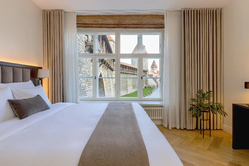 JUNIOR SUITE DELUXE Room, Nunne Boutique Hotel, Tallinn