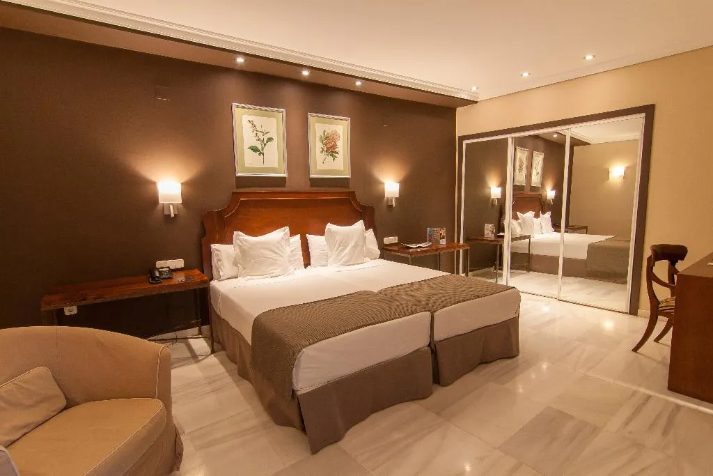 Double or Twin STANDARD Room, San Gil, Seville