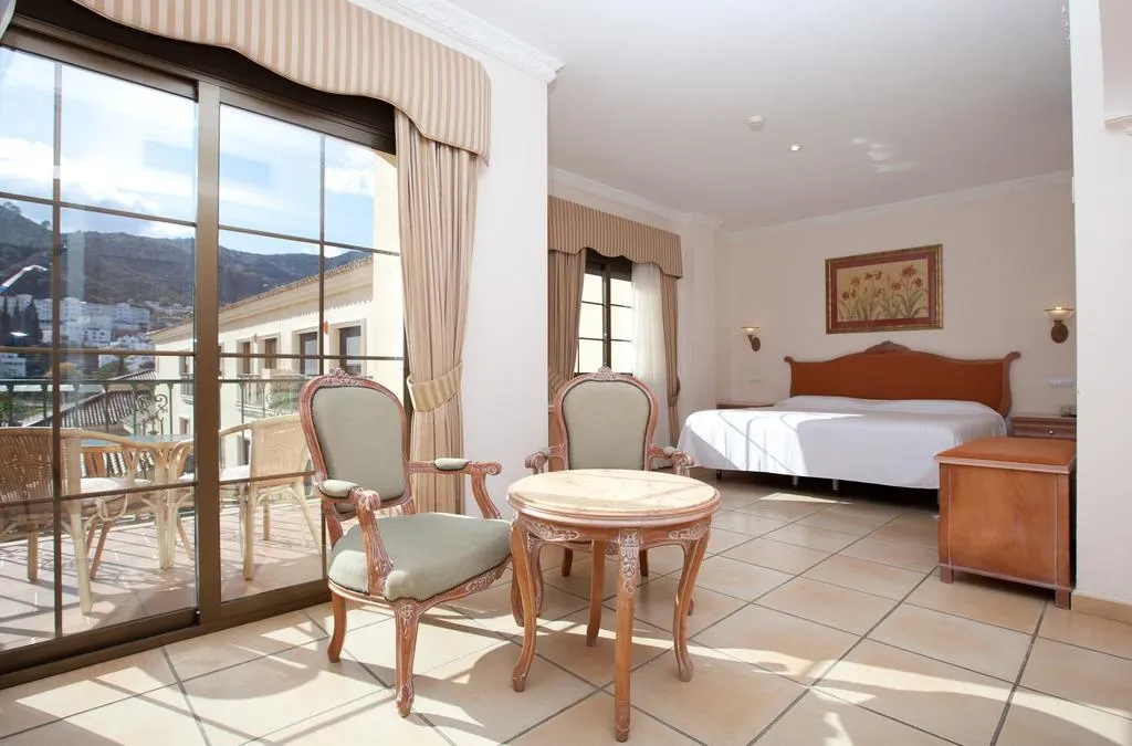 TRIPLE SUPERIOR Room, Gran Hotel Benahavis Spa, Costa Del Sol