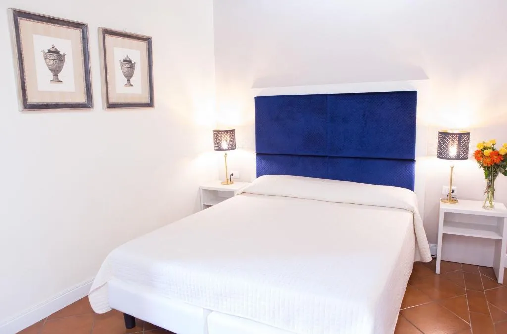 Room, Giuliani Home, Florence