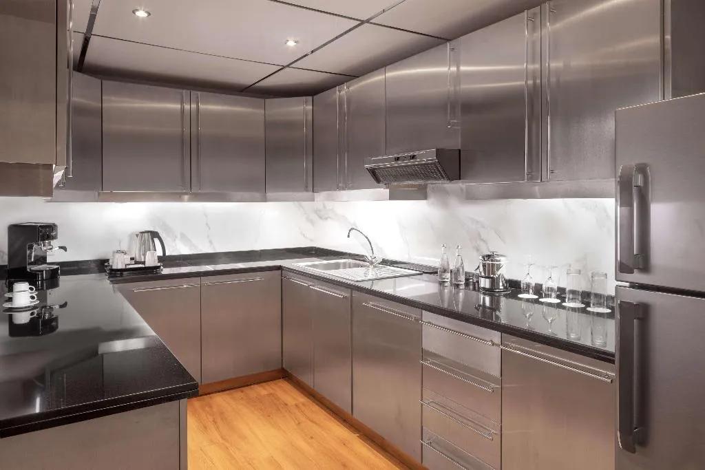 SUITE SEA VIEW Room, Hilton Dubai Jumeirah, Dubai
