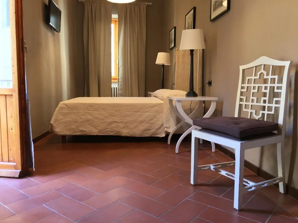 Room, Residenza Ognissanti, Florence