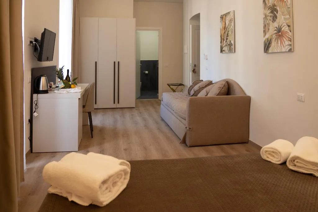 JUNIOR SUITE STANDARD Room, Palazzo Cappuccini Art Relais, Naples