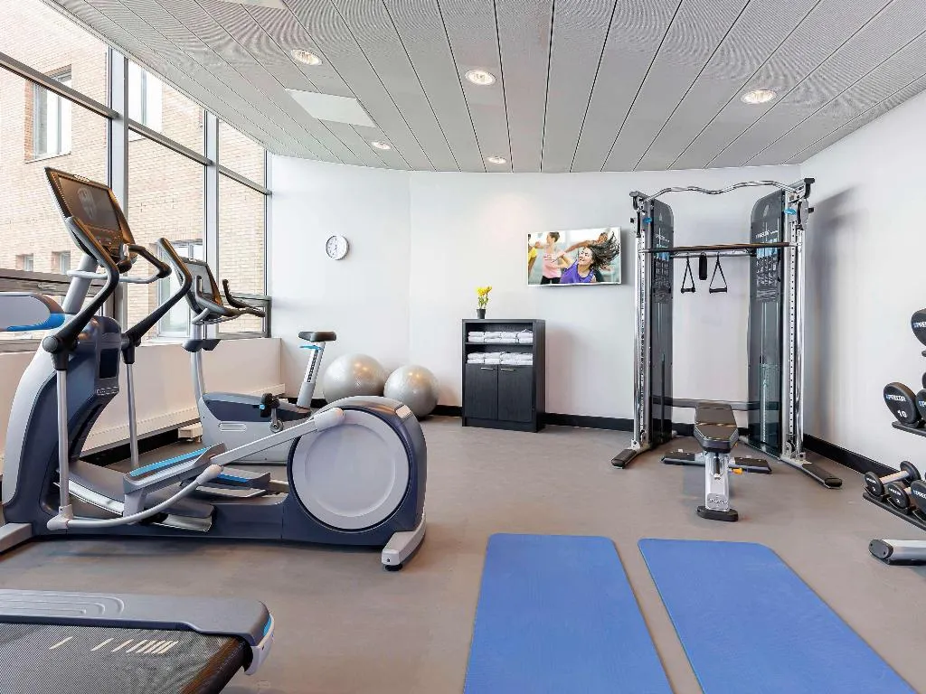 Sports and Entertainment, Mercure Hotel Amsterdam Sloterdijk Station, Amsterdam