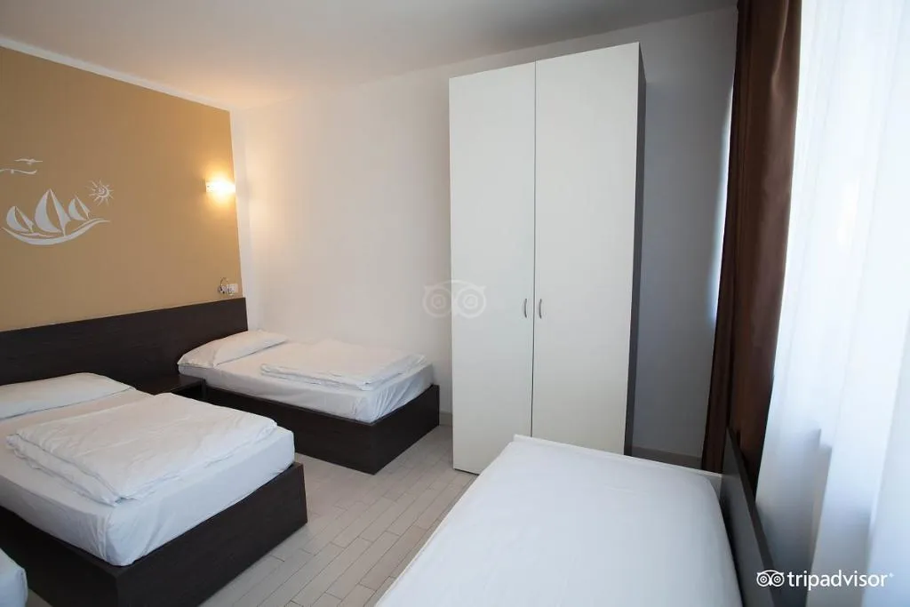 Room, Ca' del Moro, Venice