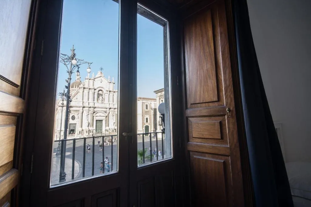 Room, Le Suites Del Duomo House, Catania