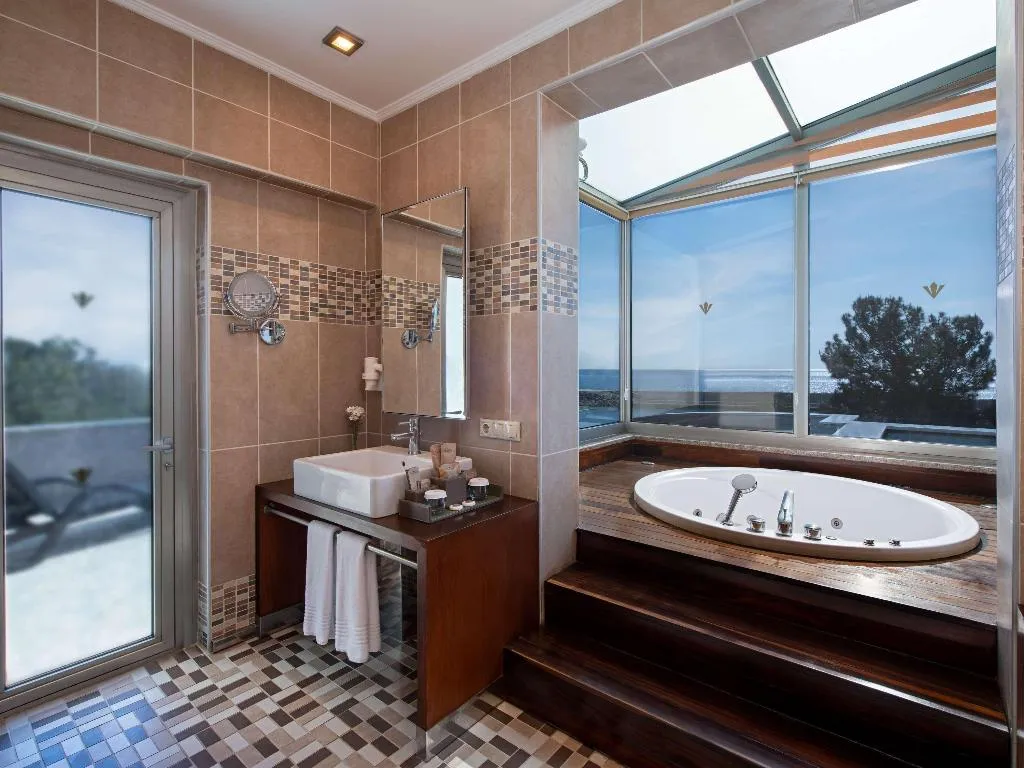 Room, Rixos Sungate Land of Legend Theme Park FreeAcces, Antalya
