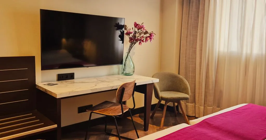 Double or Twin STANDARD Room, Hotel Vertice Sevilla Aljarafe, Seville
