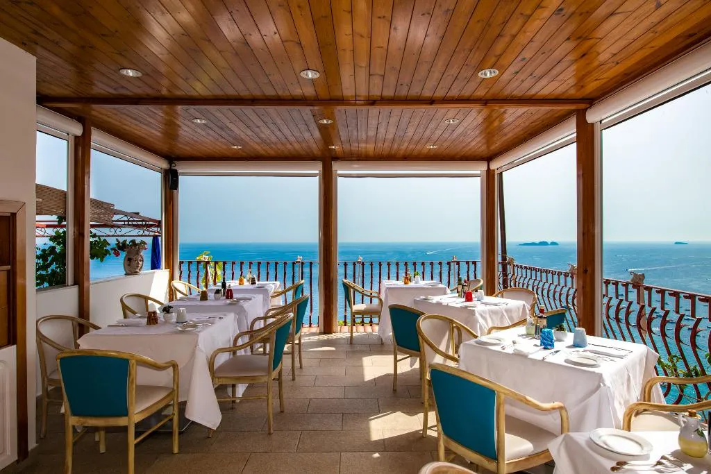 Restaurant, Eden Roc Positano, Naples