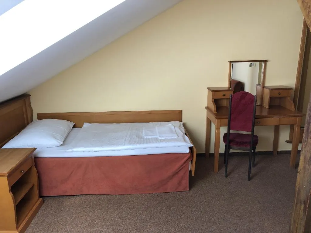 Room, Brezina, Prague