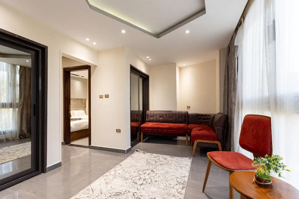 SUITE TWO BEDROOMS ONE BATHROOM Room, Pyramids Yard Hotel, Cairo