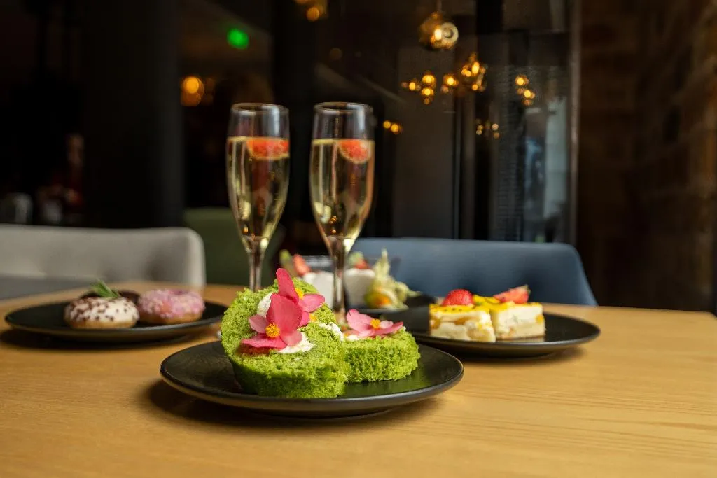 Restaurant, Wellton Centrum Hotel & SPA, Riga