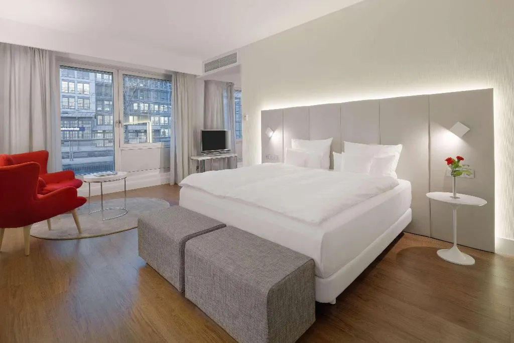 Room, NH Collection Berlin Mitte Friedrichstrasse, Berlin