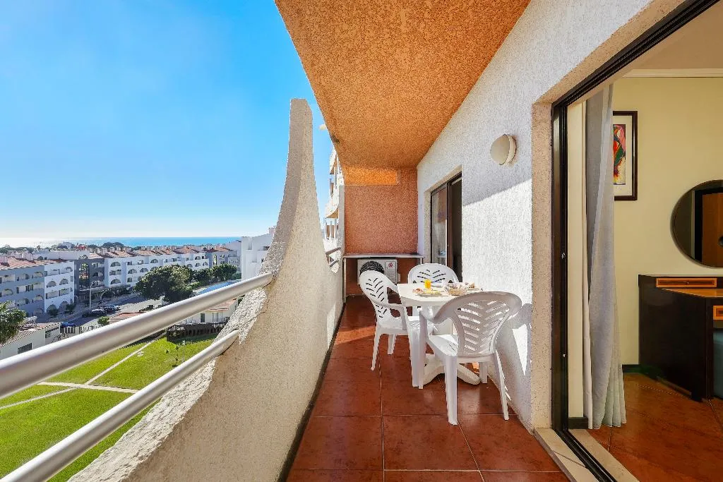 APARTMENT TWO BEDROOMS Room, Paraiso Albufeira, Algarve