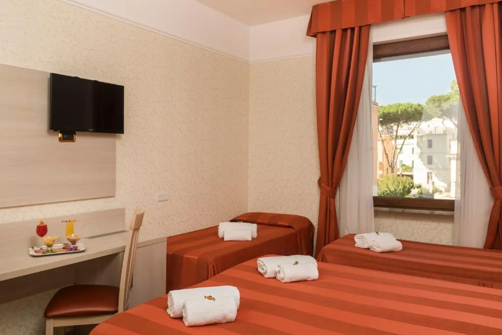 QUADRUPLE STANDARD Room, Villa Rosa, Rome