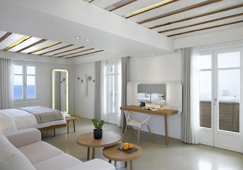 SUITE HONEYMOON Room, Bill & Coo Suites and Lounge, Mykonos