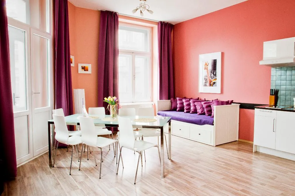 APARTMENT STANDARD Room, Royal Court Legerova, Prague