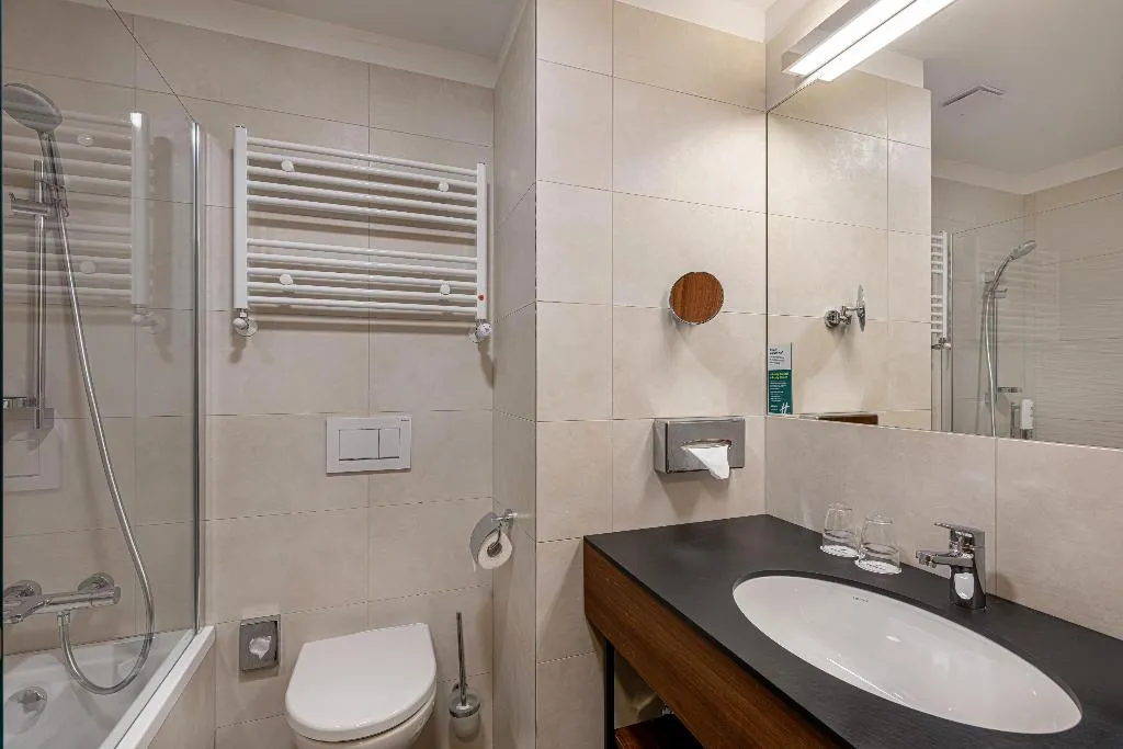 TWIN STANDARD Room, Holiday Inn Prague Congress Centre, Prague