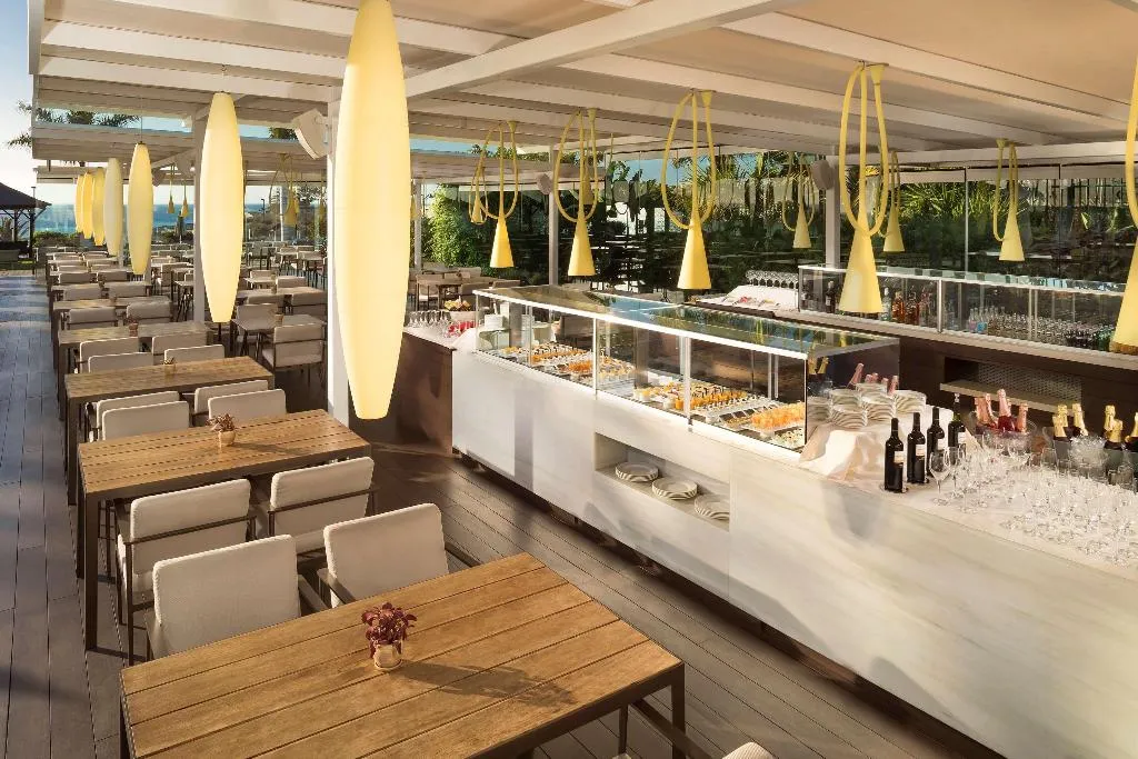 Bar, Redlevel At Melia Palacio De Isora, Tenerife