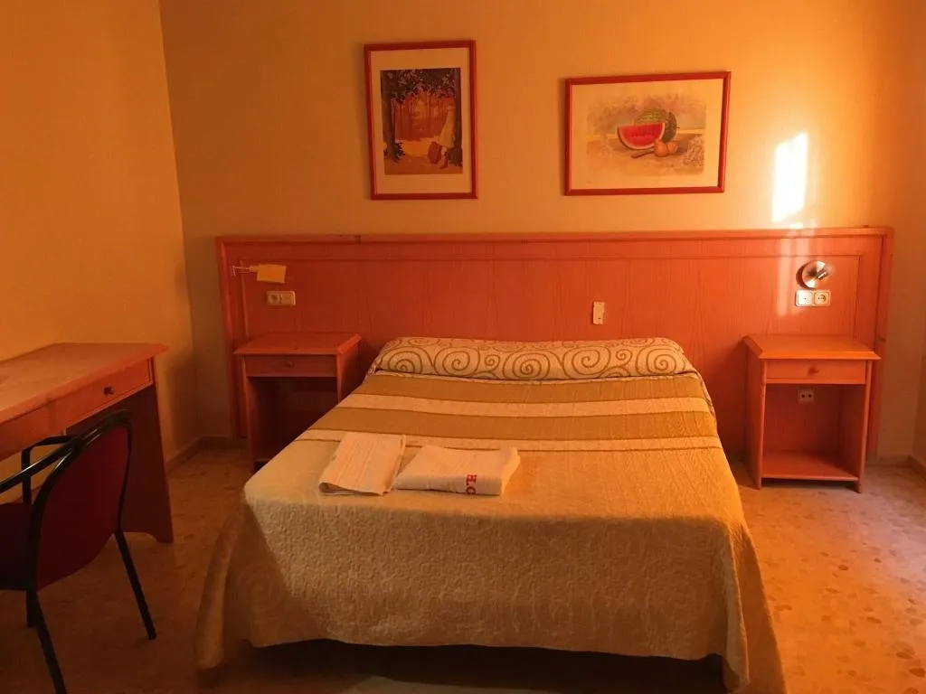Room, Hostal Carlos Iii, Costa Almeria