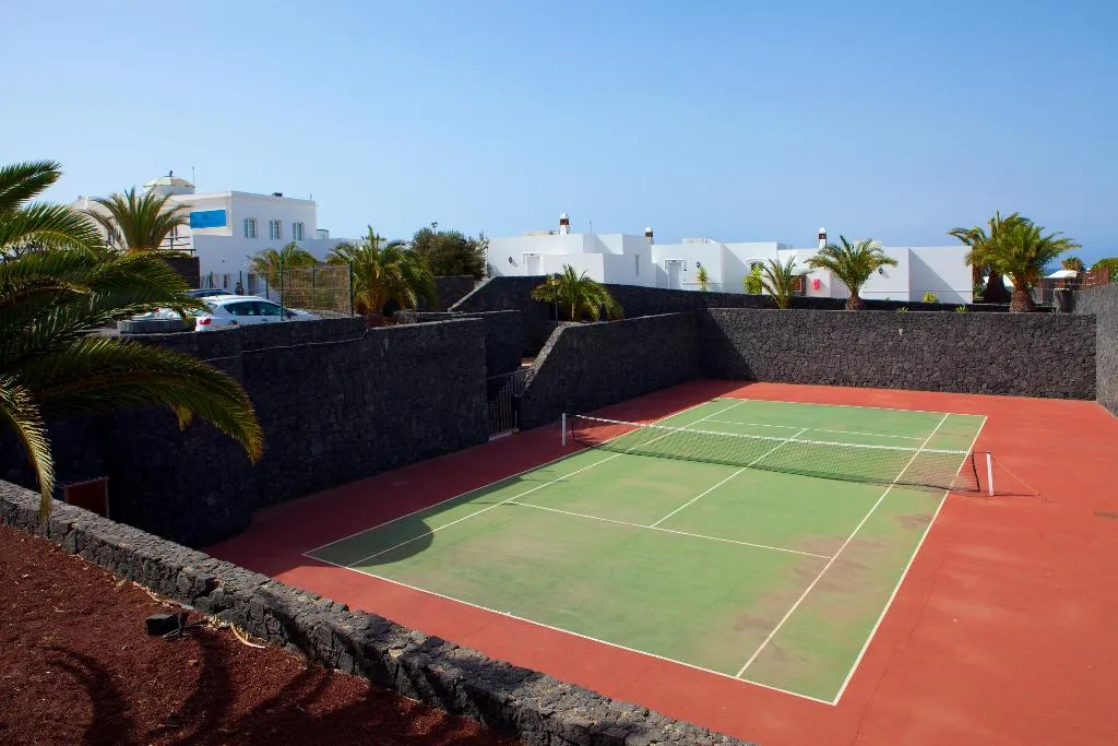 Sports and Entertainment, Apartamentos LIVVO Coloradamar, Lanzarote