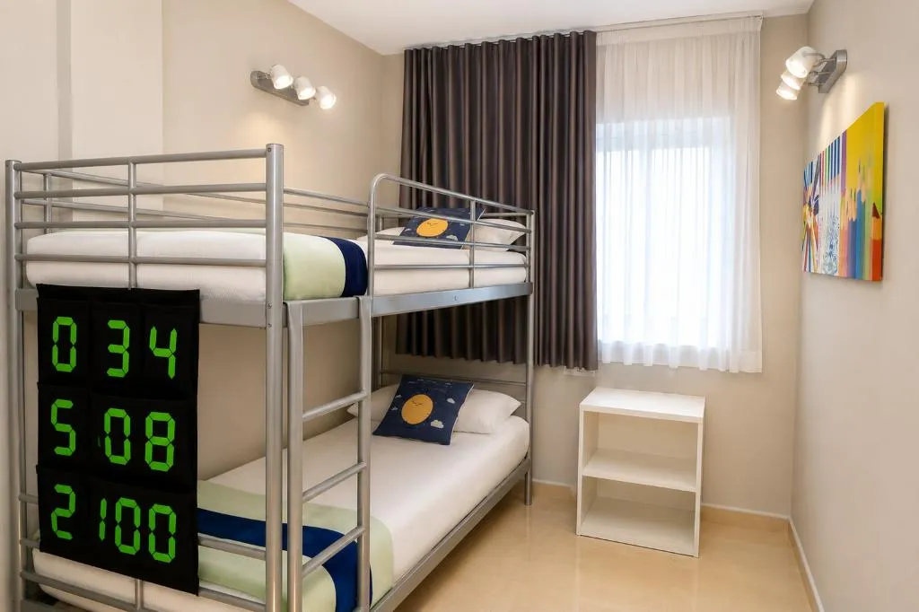 APARTMENT TWO BEDROOMS Room, SunClub Salou, Costa Dorada