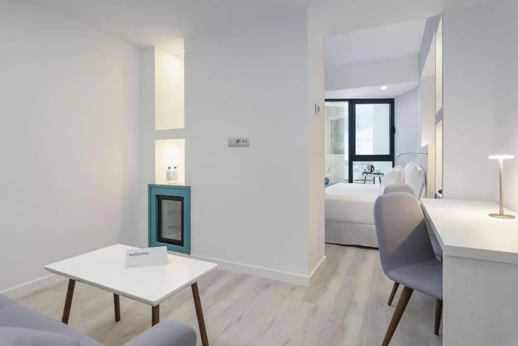 JUNIOR SUITE STANDARD Room, Occidental Las Palmas, Gran Canaria