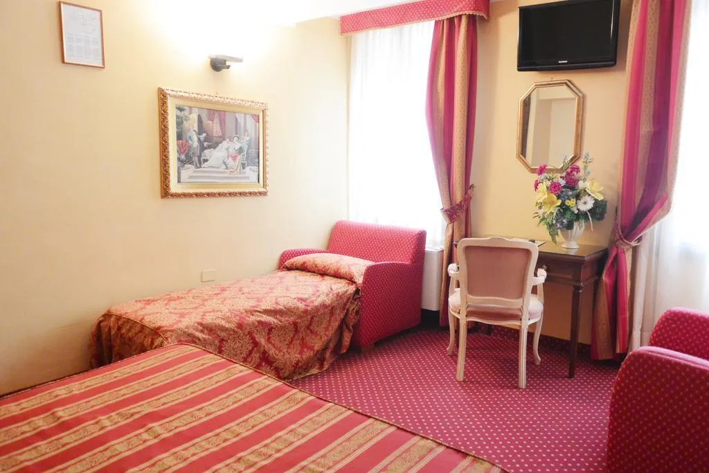 QUADRUPLE STANDARD Room, Citta Di Milano, Venice
