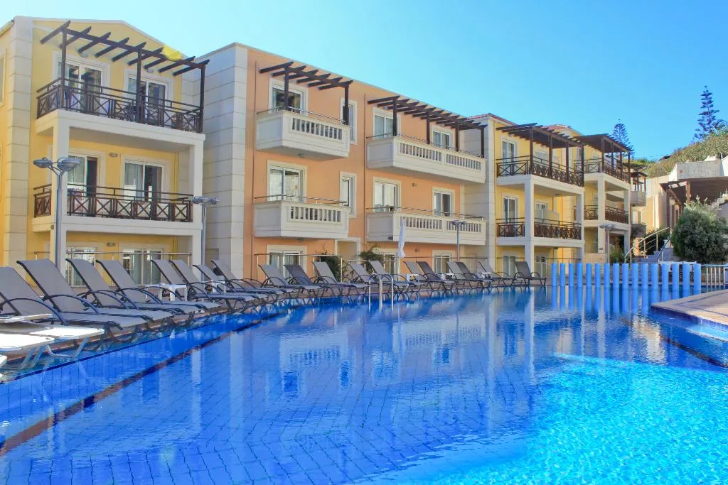 Pool, Porto Kalamaki, Crete