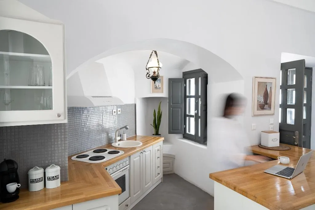 Room, Kastro Mansion, Santorini