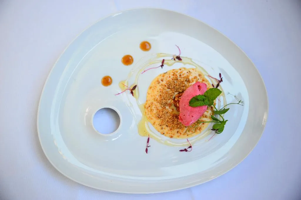 Restaurant, Pine Cliffs Hotel, a Luxury Collection Resort, Algarve
