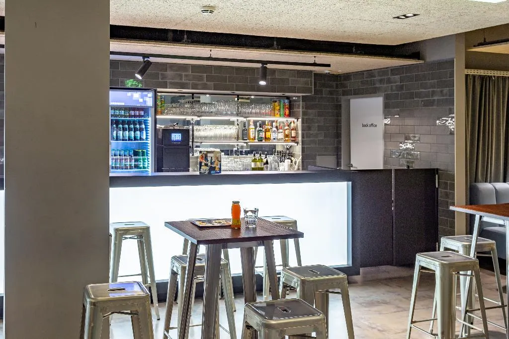 Bar, a&o Wien Hauptbahnhof, Vienna