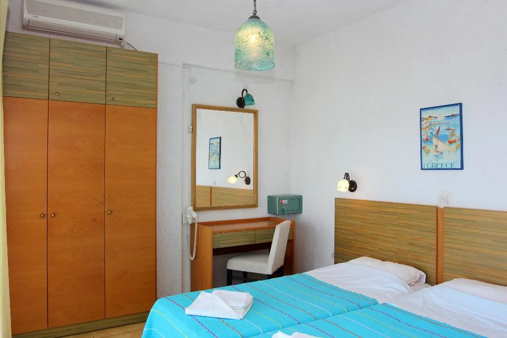 VILLA CAPACITY 6 Room, Romantica Beach Villas, Crete