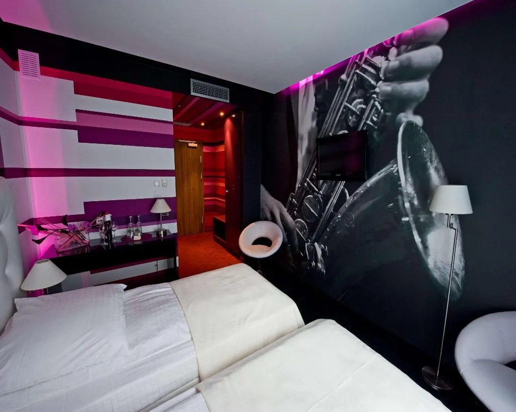 TWIN PREMIUM Room, Best Western Plus Krakow Old Town, Krakow