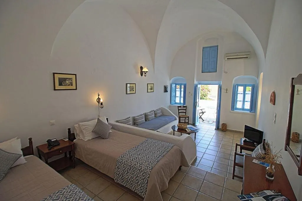 DOUBLE ONE BED Room, Aethrio Sunset Village, Santorini