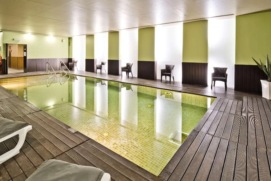 Pool, Golden Tulip São João da Madeira, Porto