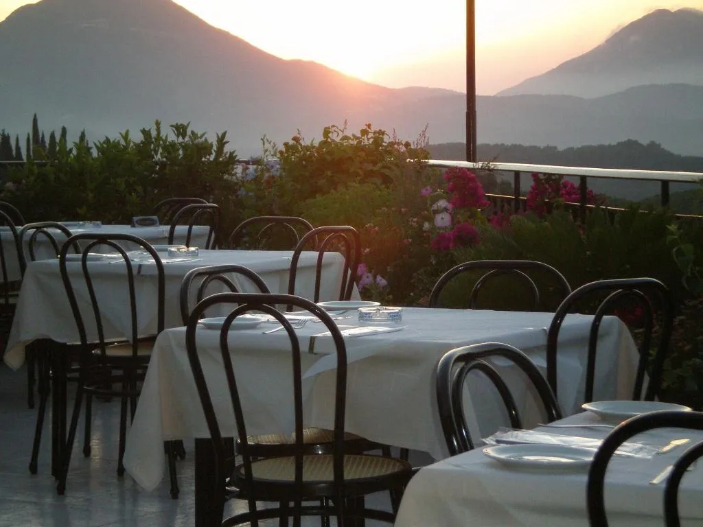 Restaurant, 75 Steps Taverna And Accomodation, Corfu