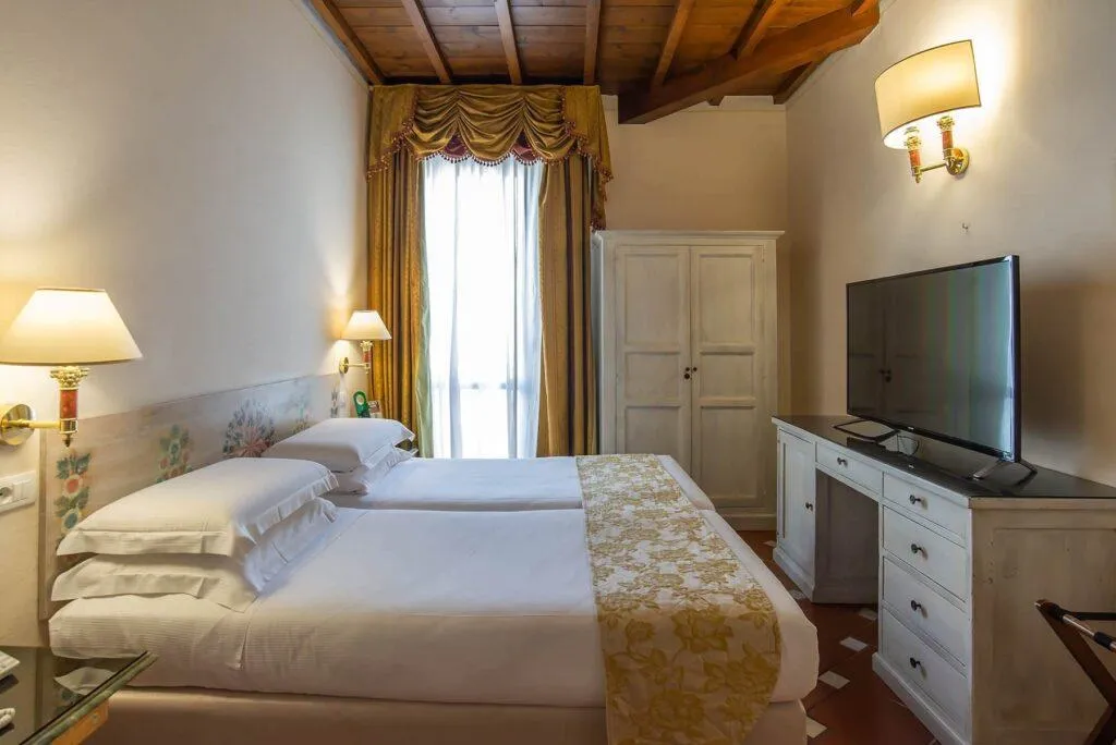 Double or Twin STANDARD Room, Atlantic Palace, Florence