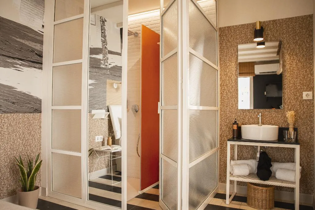 DOUBLE SUPERIOR WITH TERRACE Room, Room Select Tetuán, Seville