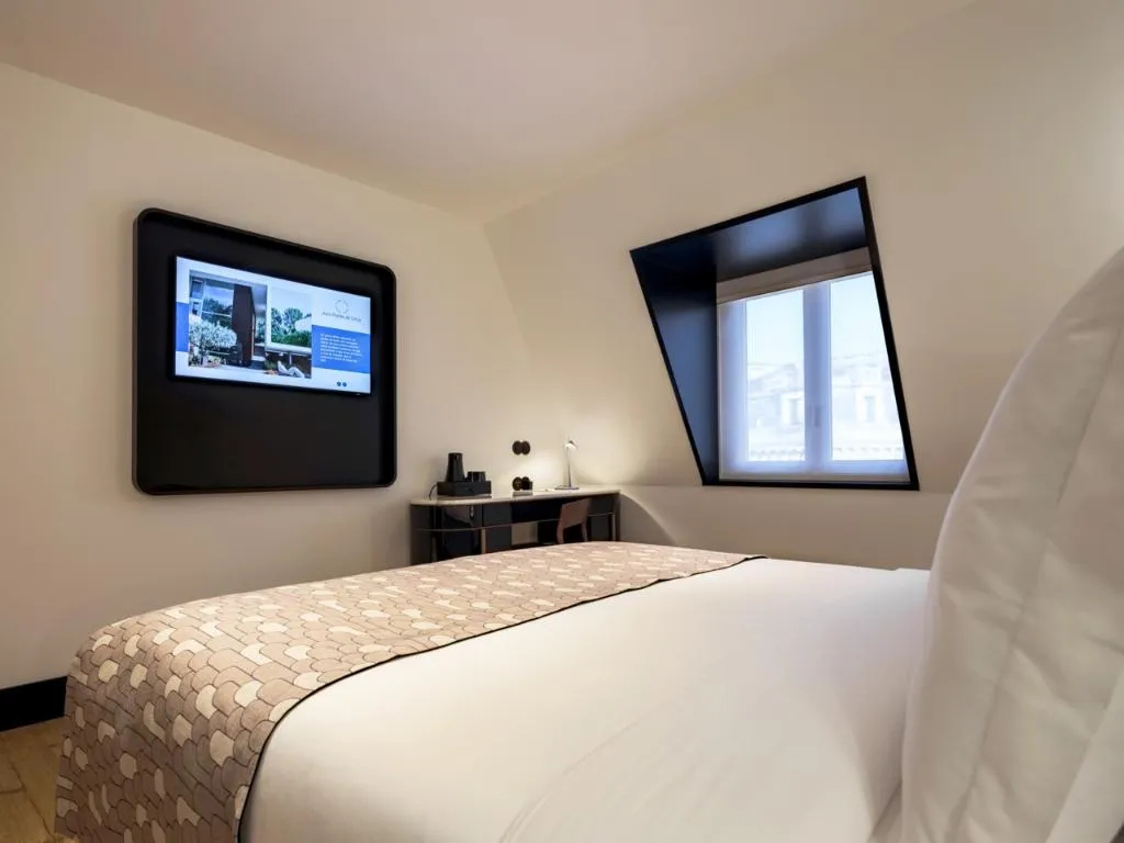 DOUBLE STANDARD Room, Axis Porto Club, Porto