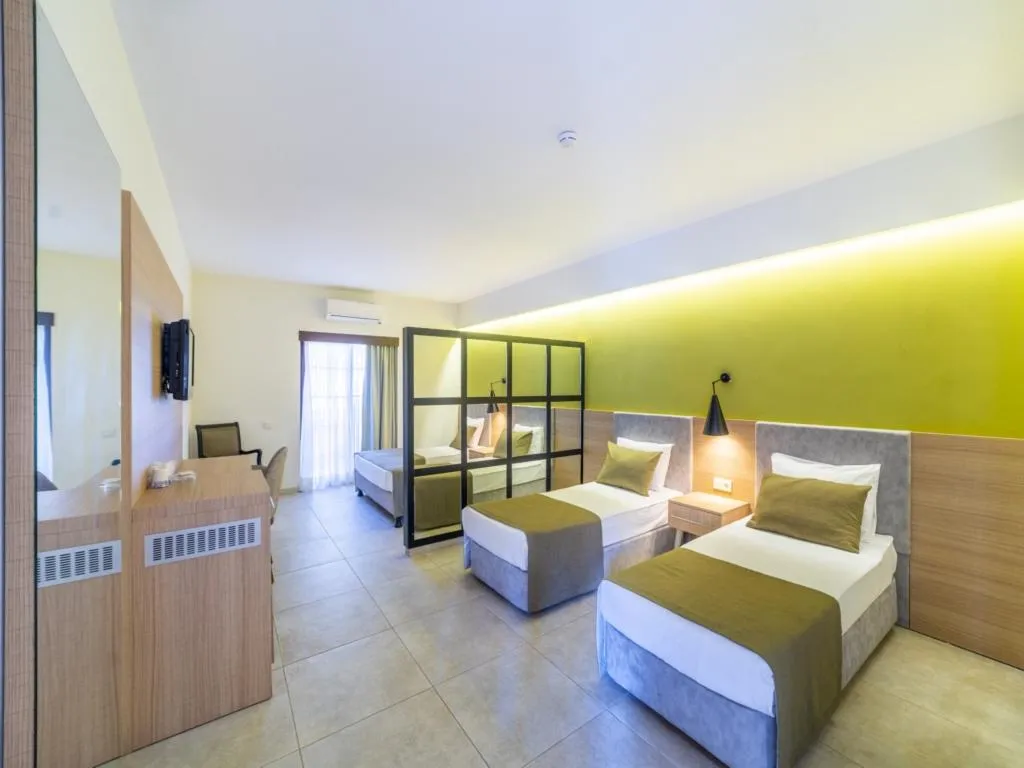 FAMILY ROOM CLUB Room, Queens Park Goynuk, Antalya