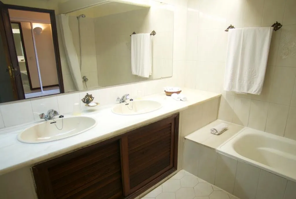 VILLA TWO BEDROOMS Room, Vale do Garrao Villas, Algarve