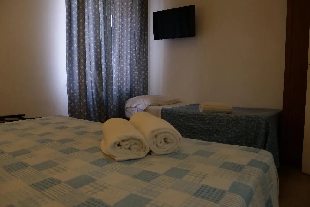 TRIPLE STANDARD Room, Hotel Elios, Taormina