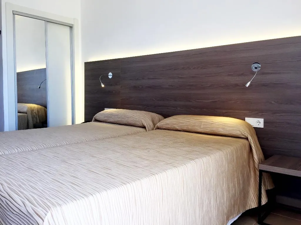 SINGLE STANDARD Room, Vista Odin, Majorca