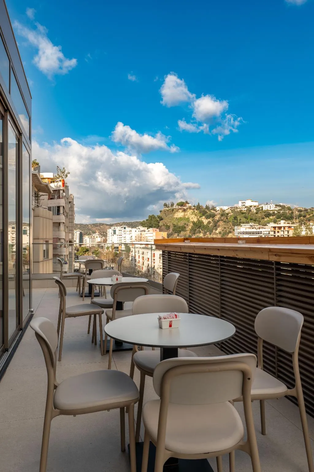 Bar, Sasso Hotel, Kavaje
