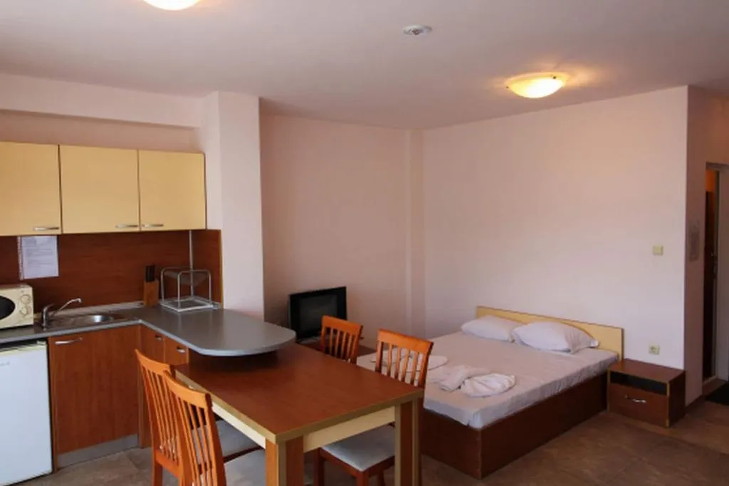 Room, Menada Grand Kamelia Apartments, Bourgas